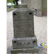 Grafstenen kerkhof Herwen Coll. HKR (58) B.J.Sloot-& M.Th. Sloot Reuers